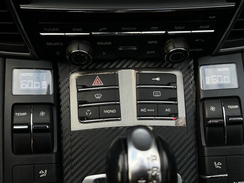 Used 2010 Porsche Panamera 4S image 35