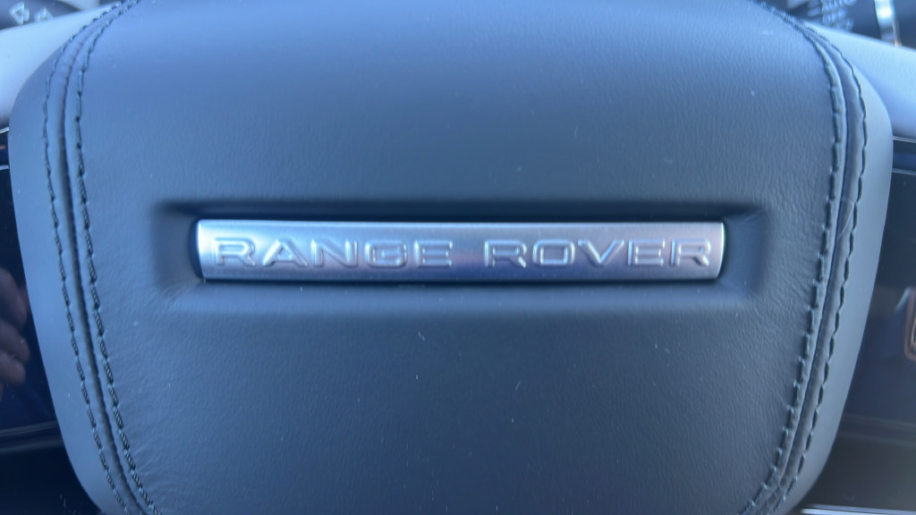 New 2026 Land Rover Range Rover Velar S AWD/4WD image 33