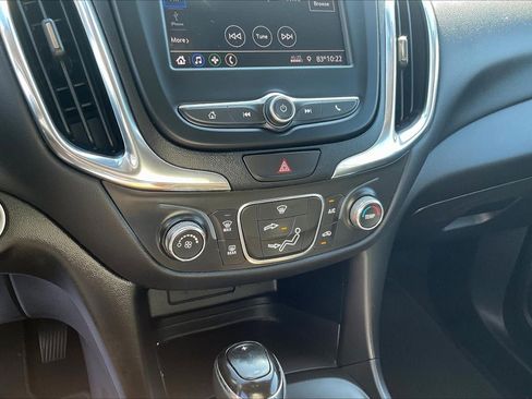 Used 2021 Chevrolet Equinox LT AWD/4WD image 15