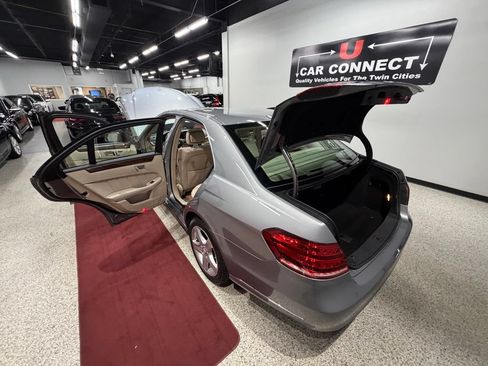 Used 2014 Mercedes-Benz E 350 4MATIC Sedan image 68