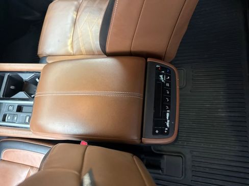 Used 2022 Nissan Pathfinder Platinum w/ Cargo Package image 23