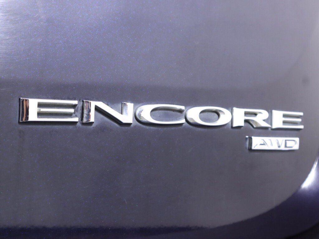 Used 2022 Buick Encore Preferred w/ Safety Package AWD/4WD image 28