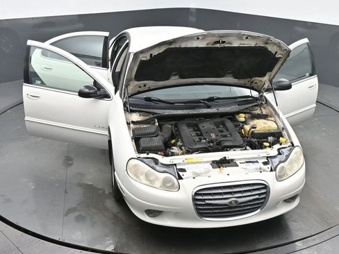 Used 2001 Chrysler LHS image 61