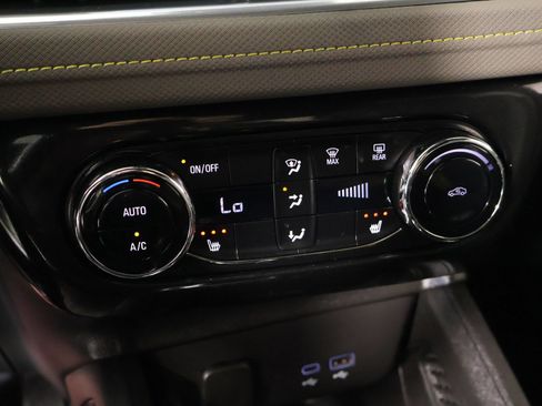 Used 2025 Chevrolet TrailBlazer ACTIV w/ Convenience Package AWD/4WD image 7