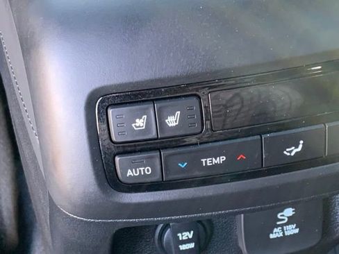 Used 2023 Hyundai Palisade Calligraphy image 21