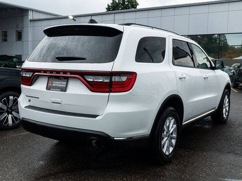 Used 2024 Dodge Durango SXT image 6