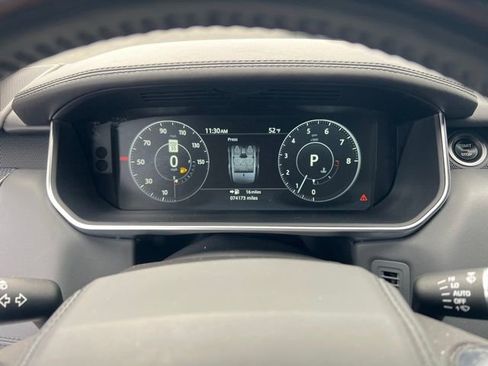Used 2017 Land Rover Range Rover Sport HSE Dynamic image 16