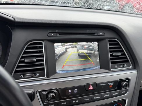 Used 2017 Hyundai Sonata Sport w/ Value Edition Package 02 FWD image 23