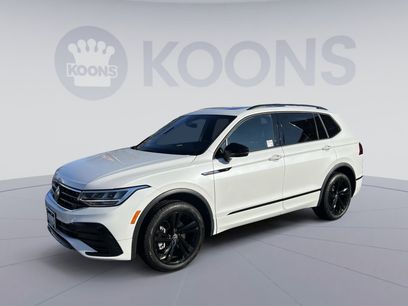 Used 2024 Volkswagen Tiguan SE R-Line