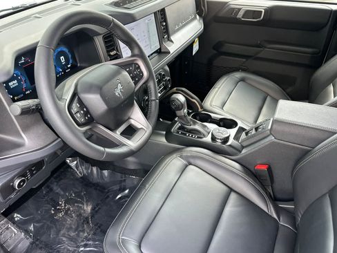 New 2026 Ford Bronco Badlands image 12