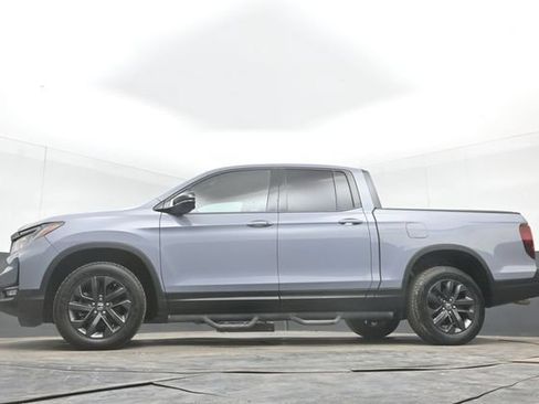 Used 2023 Honda Ridgeline Sport image 42