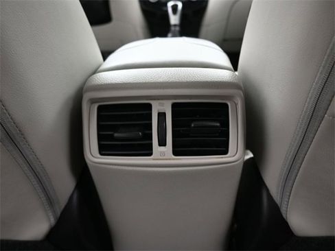 Used 2022 Nissan Rogue Sport SL w/ Premium Package image 29