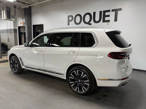 Used 2023 BMW X7 xDrive40i w/ Executive Package image 6
