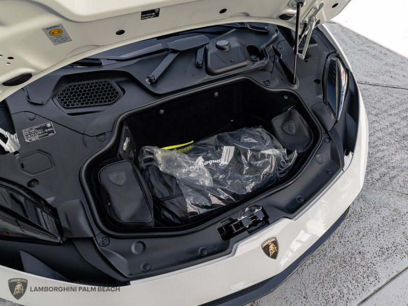 Used 2026 Lamborghini Temerario AWD/4WD image 23
