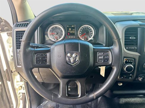 Used 2022 RAM 1500 Tradesman w/ Chrome Appearance Group image 11