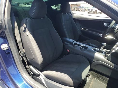 Used 2020 Ford Mustang Coupe RWD image 33