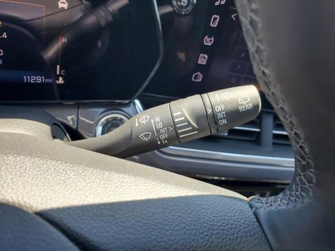 Used 2025 Chevrolet Trax ACTIV w/ Sunroof Package image 16