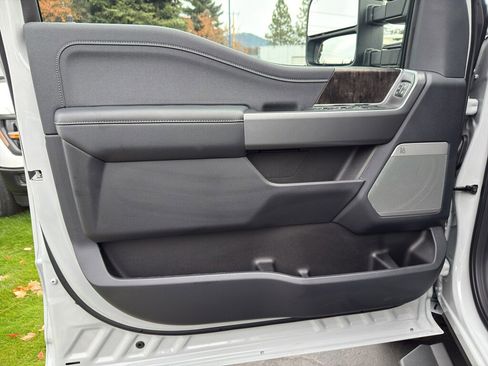 New 2026 Ford F350 Lariat w/ Black Appearance Package image 11