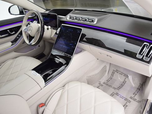 Used 2024 Mercedes-Benz Maybach S 580 4MATIC image 14