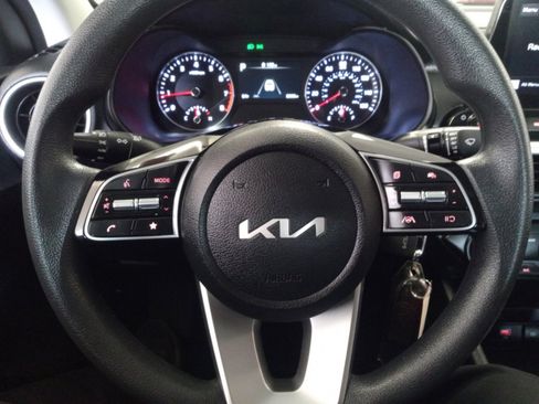 Certified 2024 Kia Forte LXS FWD image 17