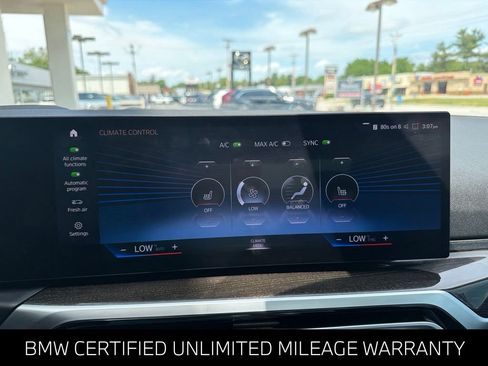 Certified 2023 BMW 330i xDrive Sedan w/ M Sport Package AWD/4WD image 27