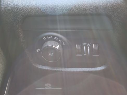 Used 2022 Jeep Grand Cherokee L Limited image 44