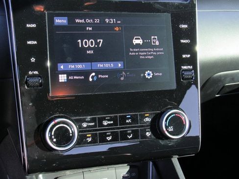 Used 2023 Hyundai Santa Cruz SE image 15