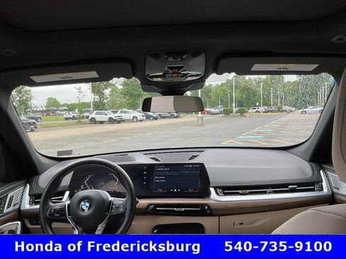 Used 2025 BMW X1 xDrive28i w/ Premium Package AWD/4WD image 31