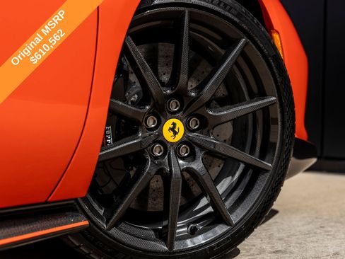 Used 2024 Ferrari 296 GTS RWD image 17