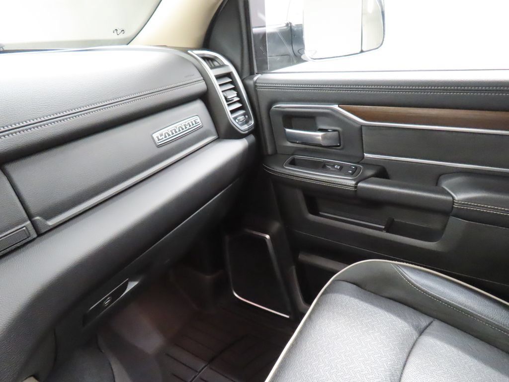 Used 2022 RAM 2500 Laramie AWD/4WD image 19
