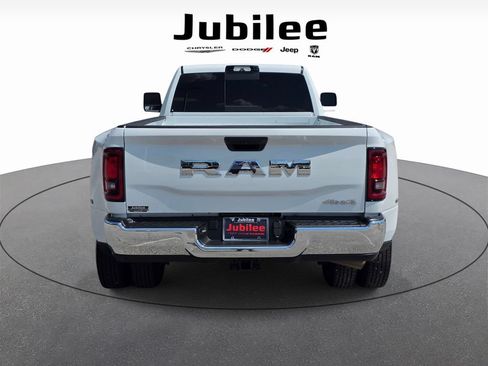 Used 2026 RAM 3500 Tradesman AWD/4WD image 3