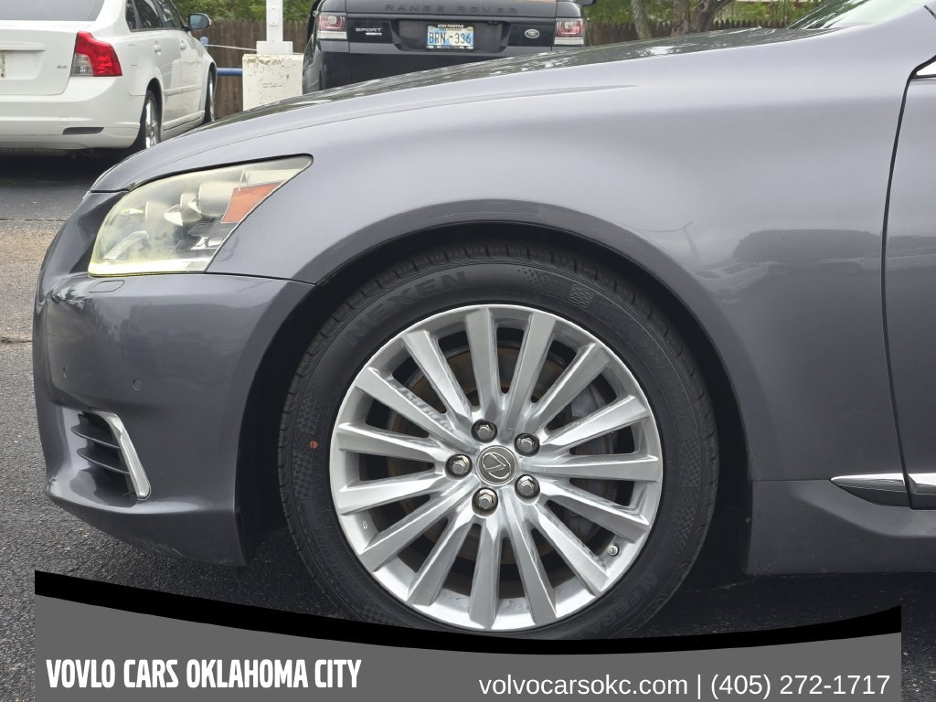 Used 2013 Lexus LS 460 L w/ Preferred Accessory Package AWD/4WD image 9