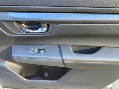 Certified 2025 Honda CR-V Sport-L image 31