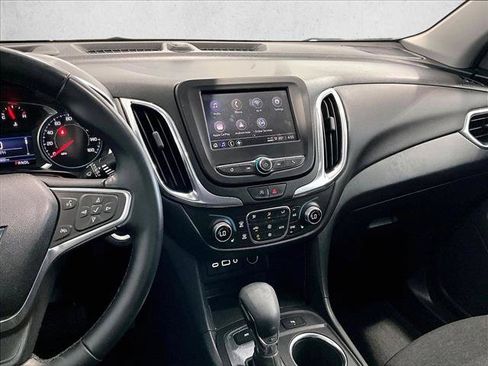 Used 2023 Chevrolet Equinox LT AWD/4WD image 8