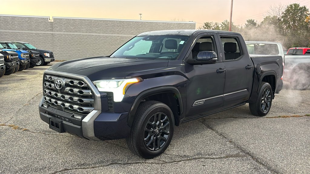 Used 2025 Toyota Tundra Platinum AWD/4WD image 3