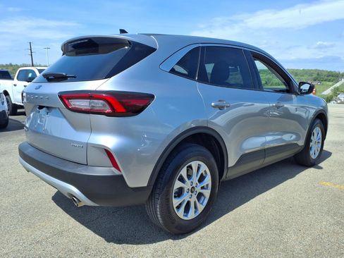 Used 2023 Ford Escape Active AWD/4WD image 5