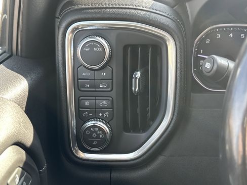 Used 2020 GMC Sierra 1500 SLT w/ SLT Premium Plus Package image 28