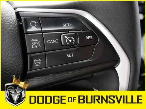 Used 2023 Jeep Grand Cherokee Altitude image 27