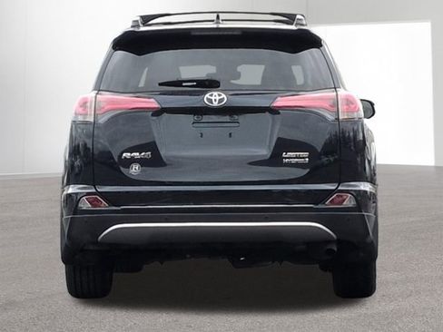 Certified 2017 Toyota RAV4 Limited image 6