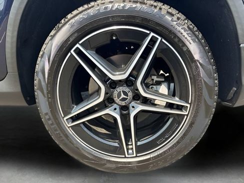 Used 2021 Mercedes-Benz GLC 300 4MATIC image 31