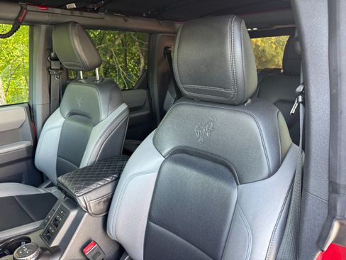 Used 2021 Ford Bronco Black Diamond AWD/4WD image 30