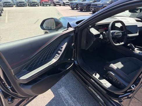 New 2026 Dodge Charger Scat Pack w/ Blacktop Package AWD/4WD image 11