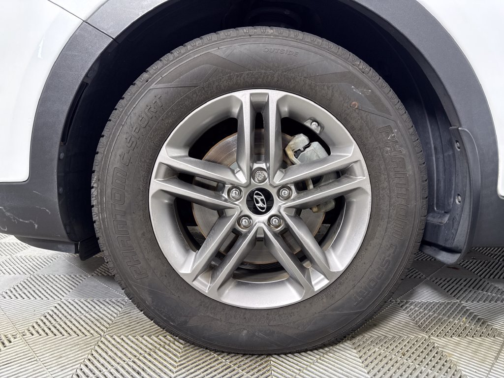 Used 2018 Hyundai Santa Fe Sport FWD image 22