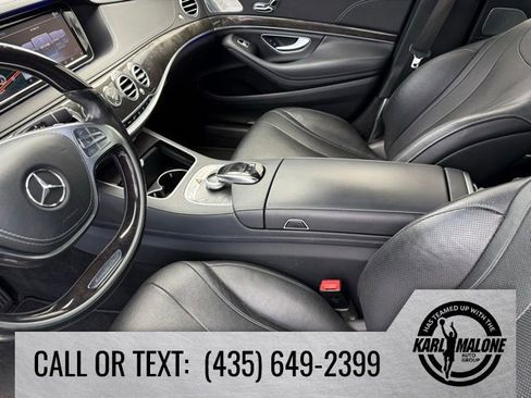 Used 2017 Mercedes-Benz S 550 Sedan w/ Premium Package image 23