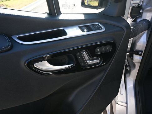 Used 2021 Mercedes-Benz Sprinter 2500 image 8