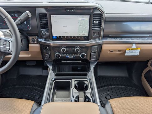 New 2026 Ford F250 4x4 Crew Cab Super Duty image 7