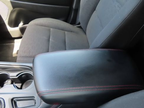 Used 2023 Dodge Durango GT AWD/4WD image 40