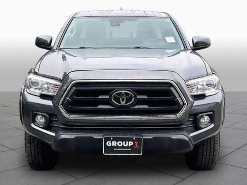Certified 2022 Toyota Tacoma SR5 w/ SR5 Appearance Package (SM) AWD/4WD image 4