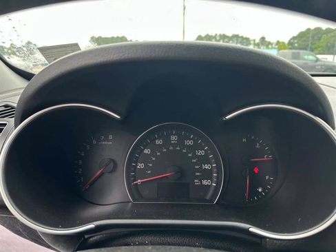 Used 2015 Kia Sorento LX AWD/4WD image 11