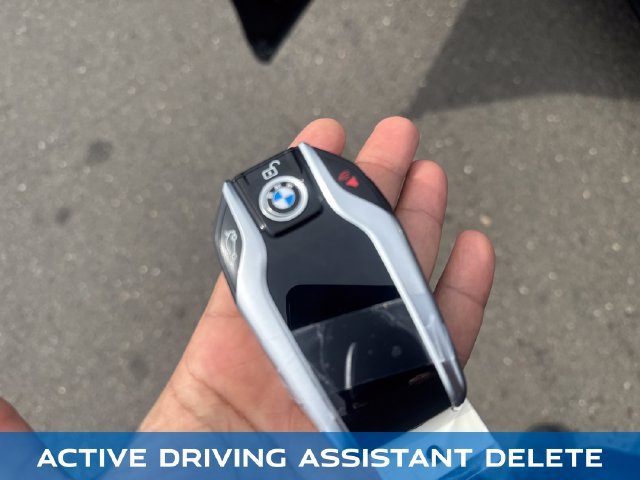 Used 2018 BMW M760i xDrive AWD/4WD image 30